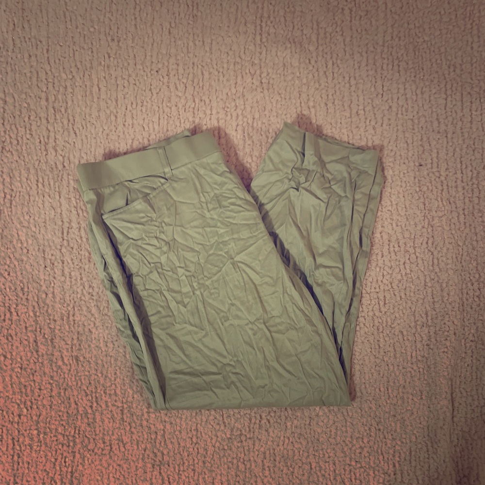Cropped fitted khaki pants
